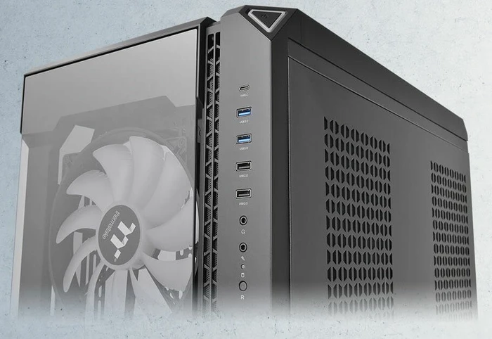 Thermaltake View 51 TG ARGB, Glasfenster