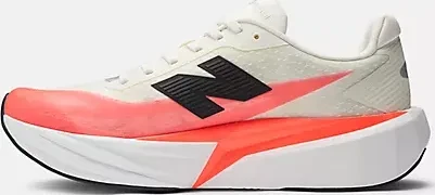 New Balance FuelCell Rebel v5 urgent red/white/sea salt (Herren)
