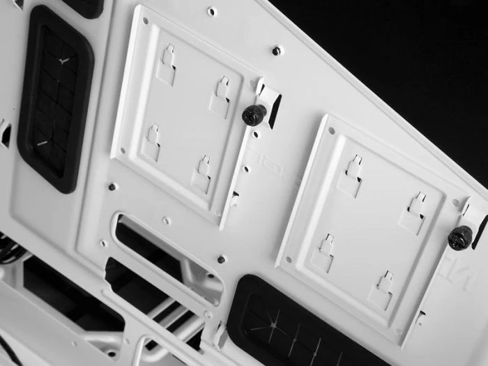 NZXT H630 weiß, schallgedämmt