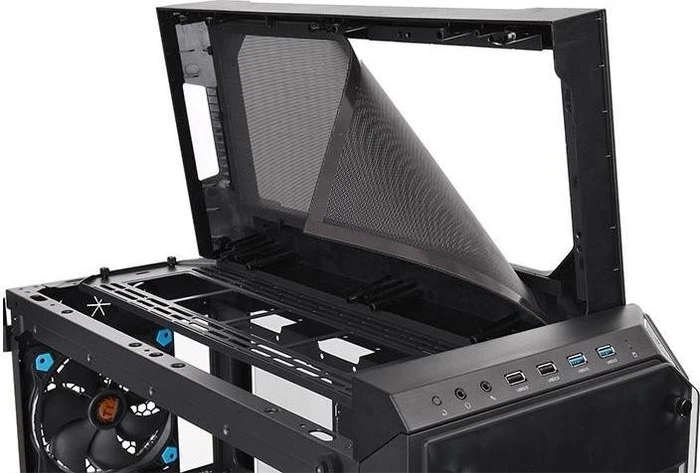 Thermaltake View 71 TG, Glasfenster