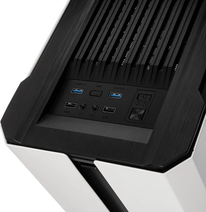 Zalman X3, weiß, Glasfenster