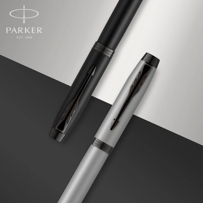 Parker IM Monochrome matte grey, rechte Hand, fein, Geschenkbox