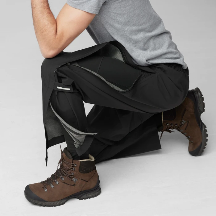 Fjällräven High Coast Hydratic Hose lang schwarz (Herren)