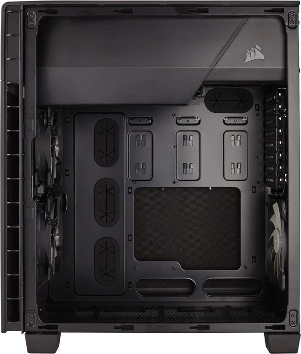 Corsair Carbide Series Quiet 600Q, schallgedämmt