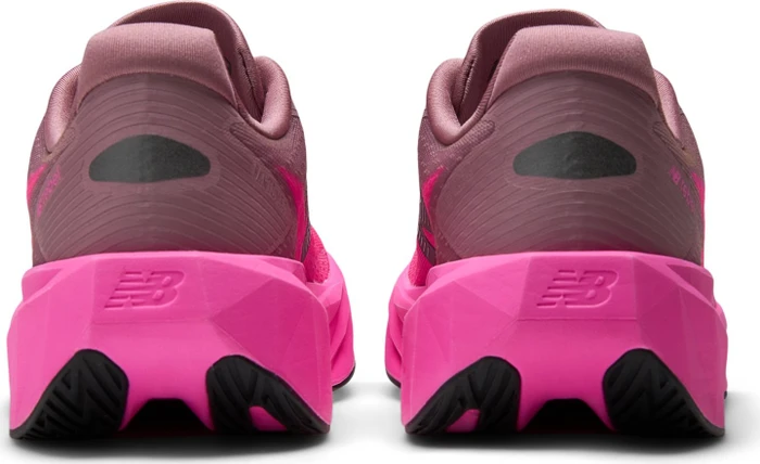 New Balance FuelCell Rebel v5 pink heat (Herren)