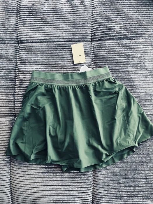 Nike Court Ace Advantage Rock kurz fir (Damen)
