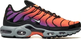 Nike Air Max Plus black/total orange/vivid purple/photon dust (Herren)