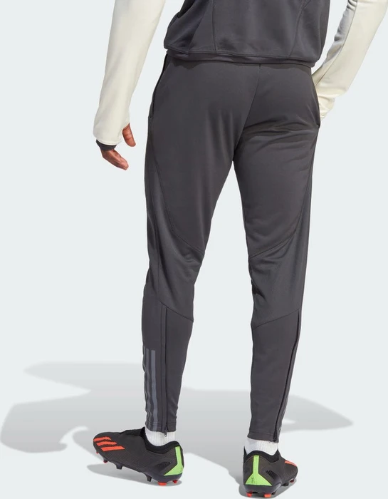 adidas Juventus Turin Tiro 23 Trainingshose lang carbon (Herren)