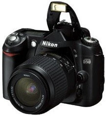 Nikon D50 schwarz mit Objektiv AF-S DX 18-70mm 3.5-4.5 G IF-ED (VBA120KG04)
