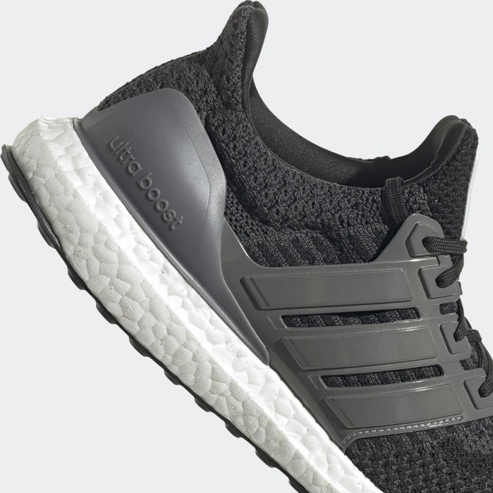 adidas Ultraboost DNA 5.0 core black/iron metallic/carbon (Herren)