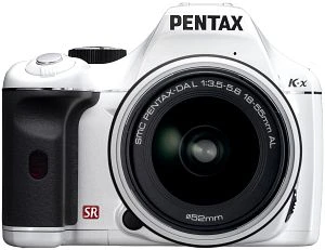 Pentax K-x weiß mit Objektiv smc DA L 18-55mm 3.5-5.6 AL