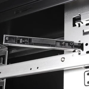 Lian Li PC-A71FB schwarz, schallgedämmt