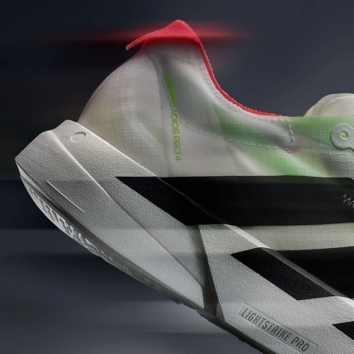 adidas Adizero Adios Pro 4 cloud white/core black/silver metallic (Damen)