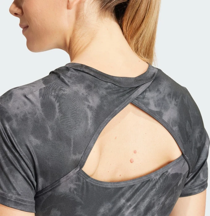 adidas Train Essentials AOP Flower Tie-Dye Funktionsshirt kurzarm grey five/carbon (Damen)