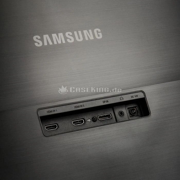 Samsung UD590, 28"
