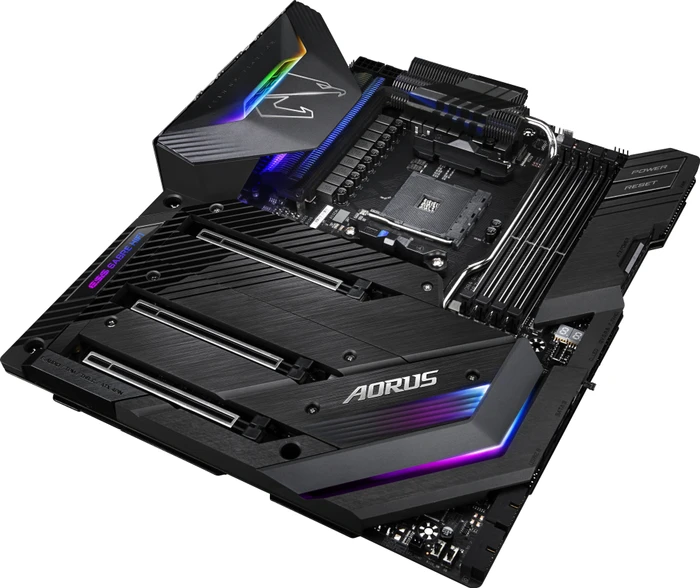 GIGABYTE X570 AORUS Xtreme (AMD AM4)