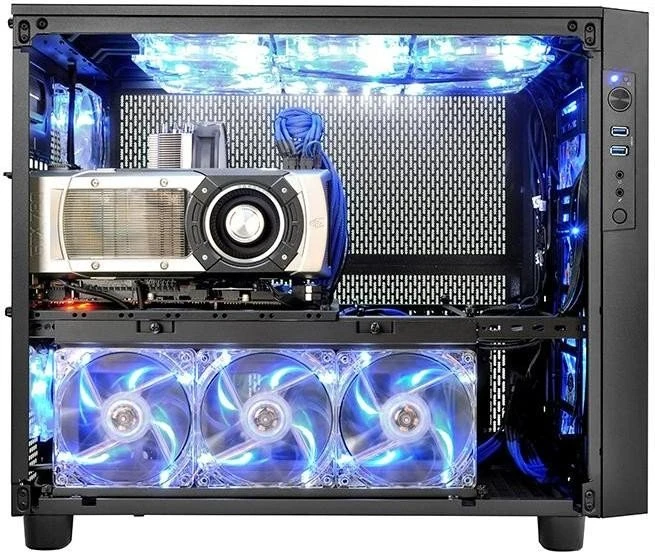 Thermaltake Core X2, Acrylfenster