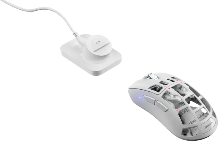Pulsar Gaming Gears Feinmann F01 Wireless Magnesium First Edition mit Ladestation, Alpine White, USB