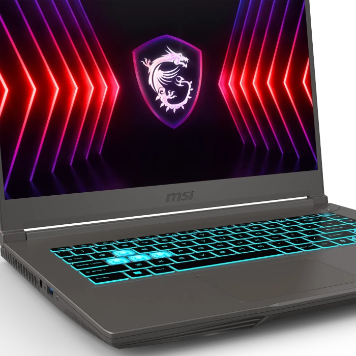 MSI Thin 15 B12UC -2447, Core i5-12450H, 16GB RAM, 512GB SSD, GeForce RTX 3050, DE