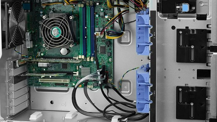 Lenovo ThinkServer TD340, Xeon E5-2420 v2, 4GB RAM