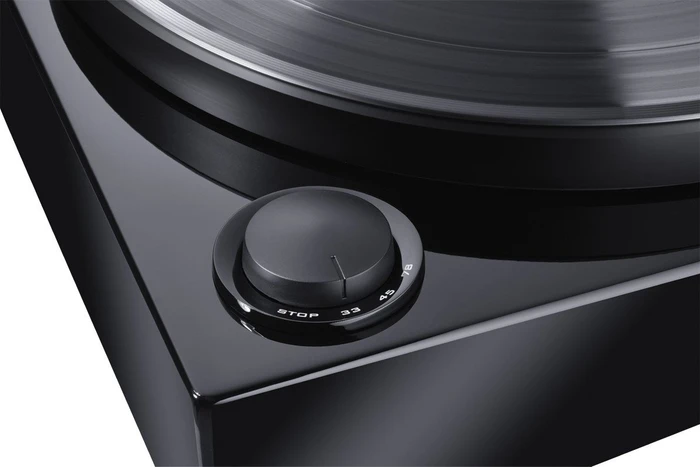 Magnat MTT 990 ohne Tonabnehmer schwarz
