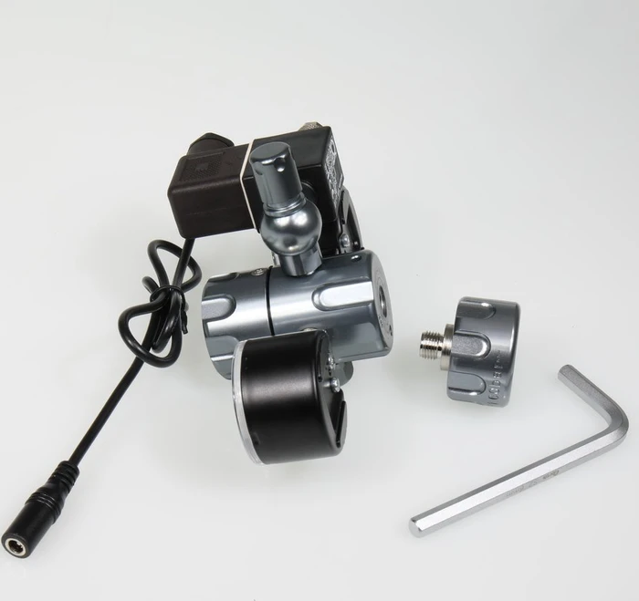 JBL PRO FLORA CO2 Regulator Professional, Präzisions-Druckminderer für Einweg und Mehrweg CO2 Druckflaschen, mit Magnetventil