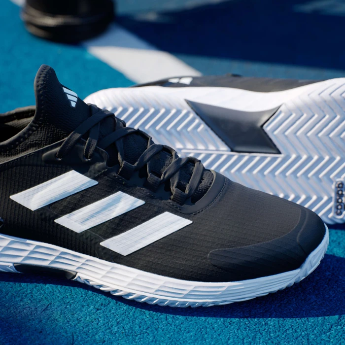 adidas Adizero Ubersonic 4.1 core black/cloud white/grey four