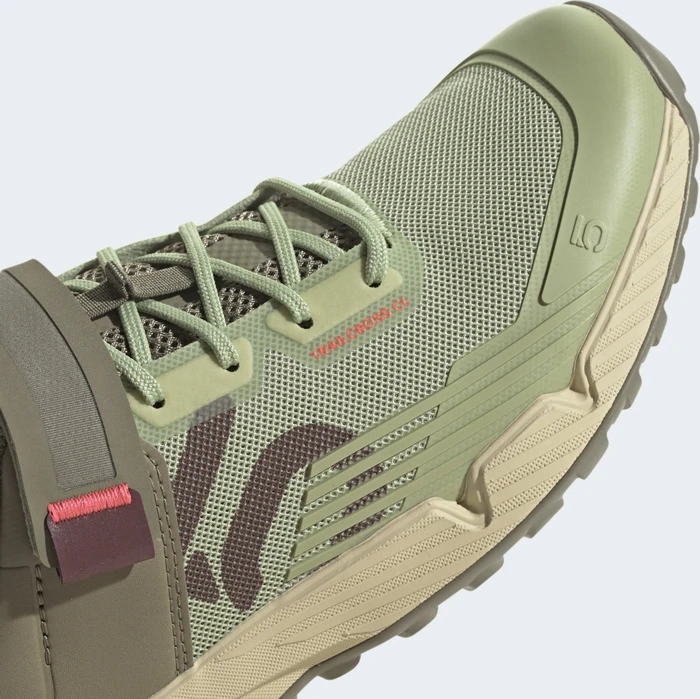 Five Ten Trailcross Clip In quiet crimson/orbit green/turbo (Damen)