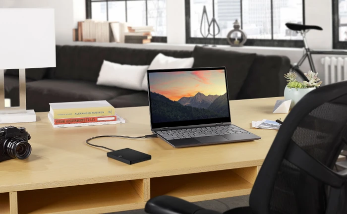 Seagate Expansion Portable, 2TB, +Rescue, USB 3.0 Micro-B