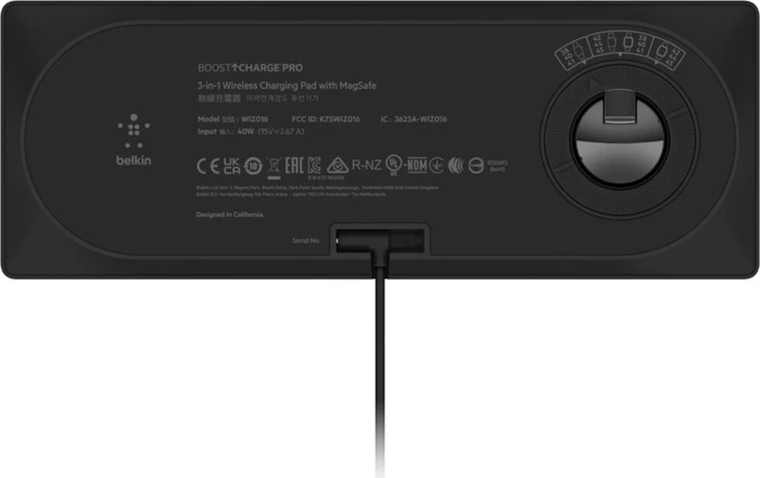 Belkin BoostCharge 3-in-1 Charging Pad with MagSafe schwarz