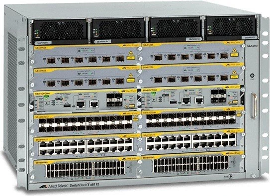 Allied Telesis SwitchBlade x8100 Rackmount Switch, 12x Erweiterungsslot