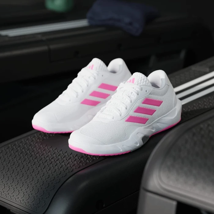 adidas Amplimove Trainer cloud white/lucid pink/grey (Damen)