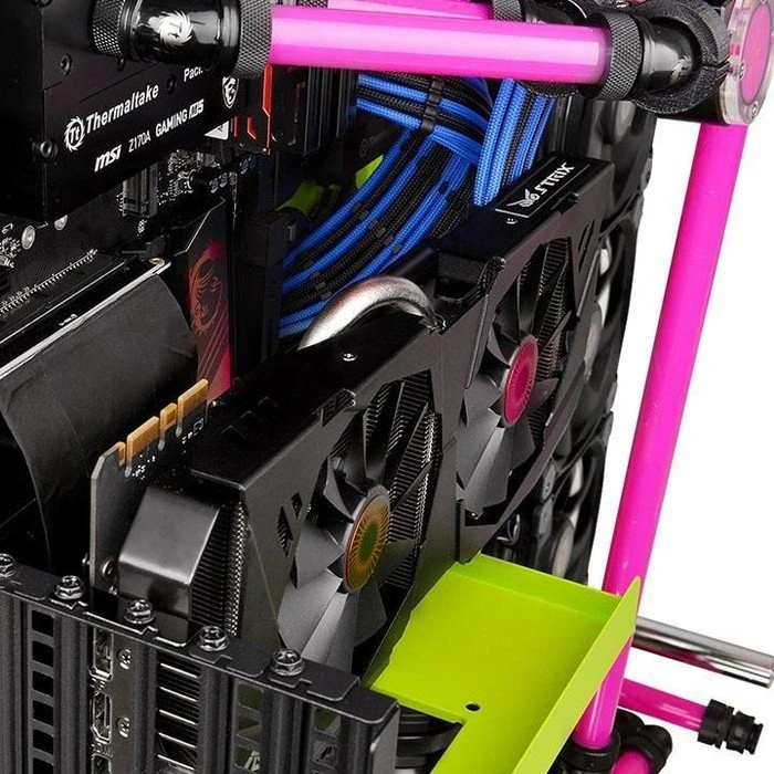Thermaltake Core P5 grün, Acrylfenster