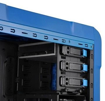 Thermaltake Chaser A31 Thunder Edition, Acrylfenster