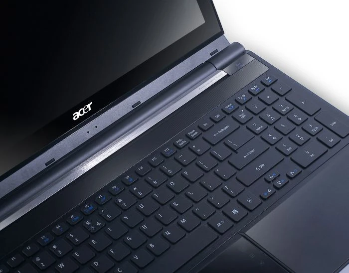 Acer Aspire Ethos 5951G-2434G75Mnkk, Core i5-2430M, 4GB RAM, 750GB HDD, GeForce GT 555M, DE