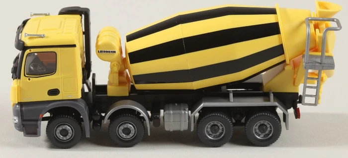 Wiking Modern Edition Fahrmischer MB Arocs Liebherr