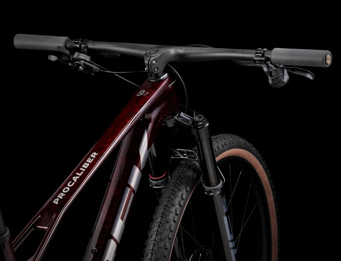 Trek Procaliber 9.7 AXS Gen 3 carbon red smoke Modell 2025
