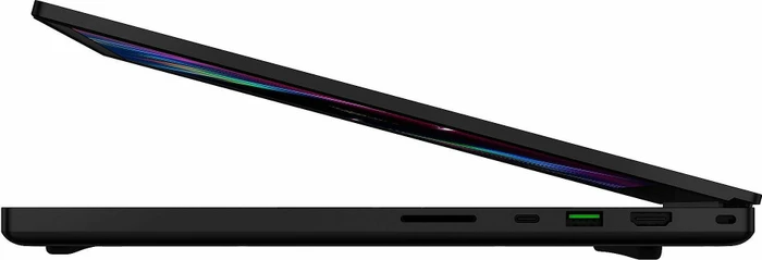 Razer Blade Pro 17 (2020) - FHD/300Hz, Anodized Matte Black, Core i7-10875H, 16GB RAM, 512GB SSD, GeForce RTX 2070 Max-Q, DE
