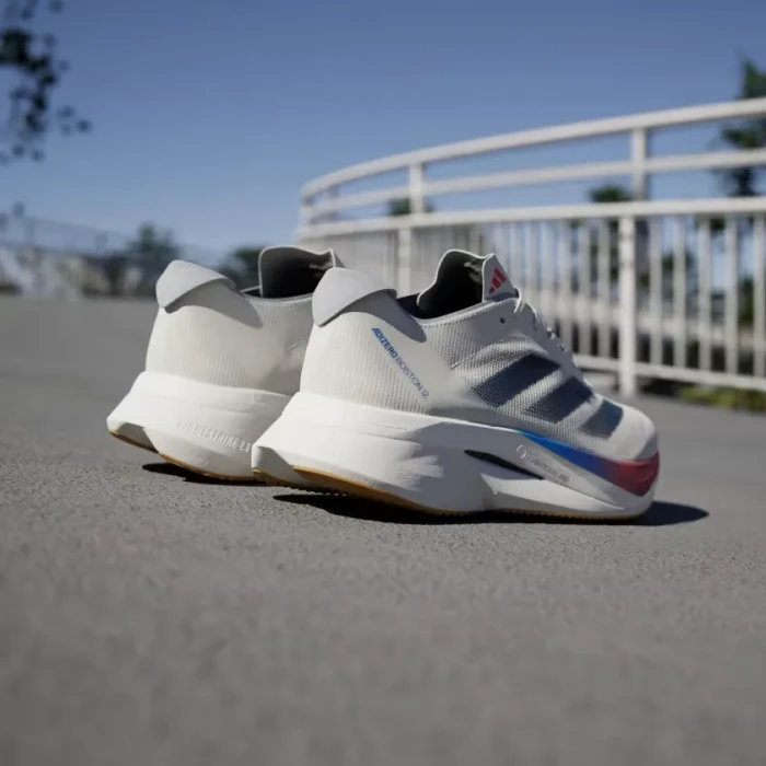adidas Adizero Boston 12 core white/zero metallic/pure ruby (Herren)