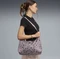Puma Pop Sloughy Hobo Schultertasche sandstone/animal aop Vorschaubild