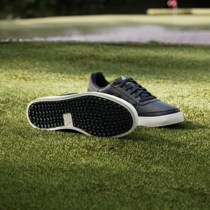adidas Retrocross 24 Spikeless core black/grey five/off white