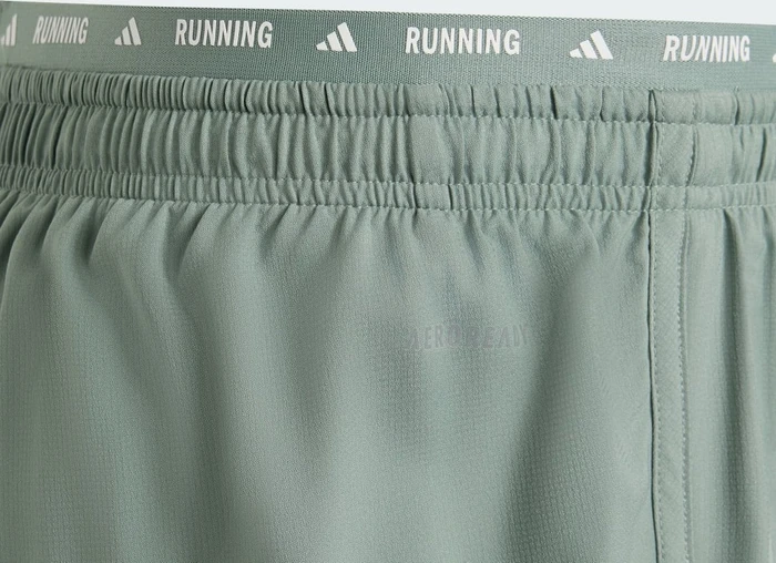 adidas Own the Run 3-Streifen 2-in-1 Laufhose kurz silver green (Herren)