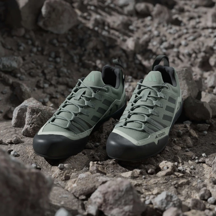 adidas Terrex Swift Solo 2.0 silver green/legend ivy/linen green