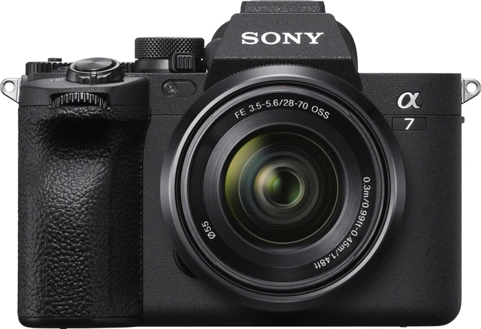 Sony Alpha 7 IV mit Objektiv FE 28-70mm 3.5-5.6 OSS