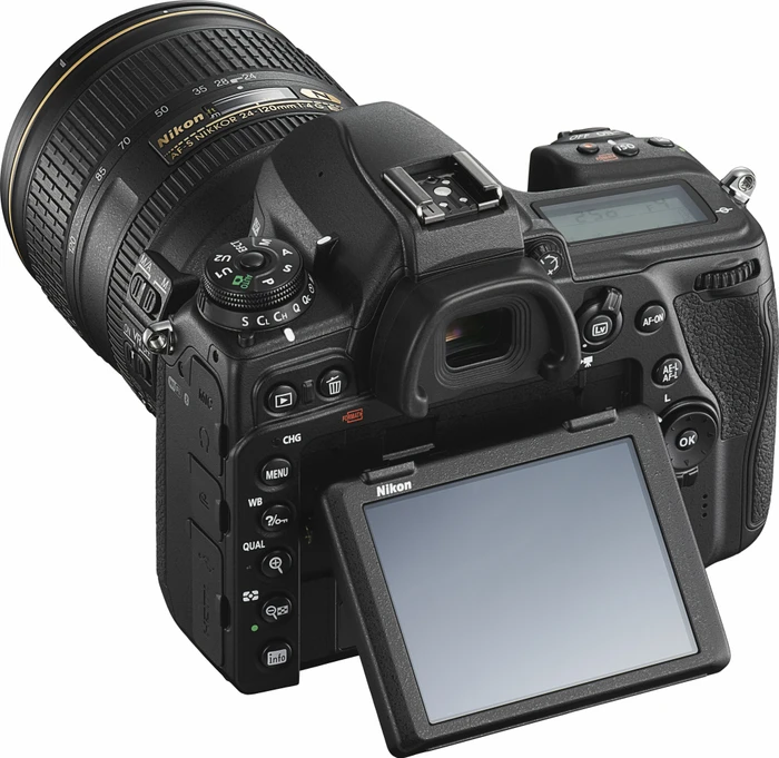 Nikon D780 mit Objektiv AF-S 24-120mm 4.0 G ED VR
