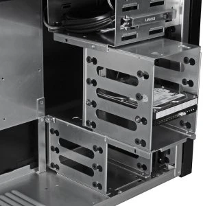Lian Li PC-A04B schwarz