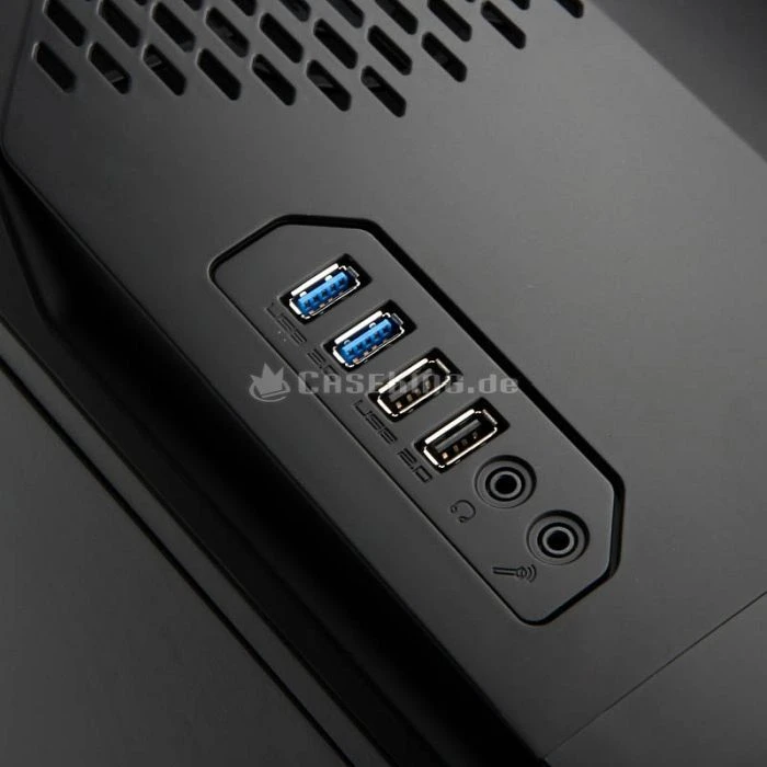 NZXT Phantom 630 schwarz, Acrylfenster