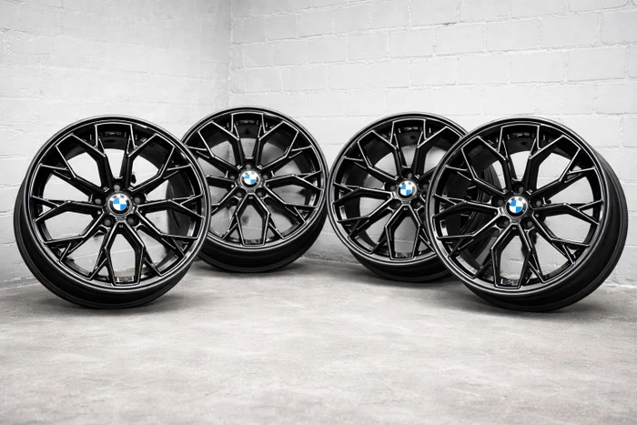 Damina Performance DM18 8.0x18 5/120 ET35 (verschiedene Farben)