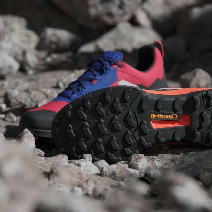adidas Terrex AX4 GTX pure ruby/grey one/semi lucid blue (Herren)