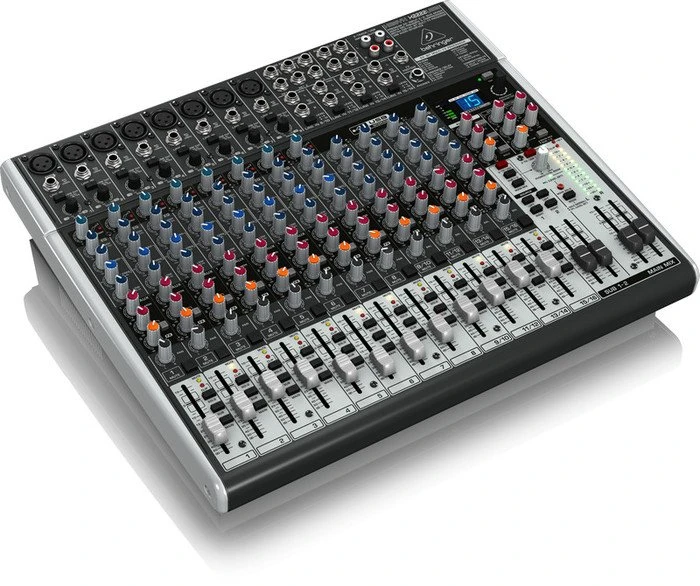 Behringer Xenyx X2222USB